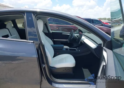 2023 Tesla Model Y Awd/Long Range Dual Motor All-Wheel Drive from USA, damaged, VIN 7SAYGDEEXPF619228